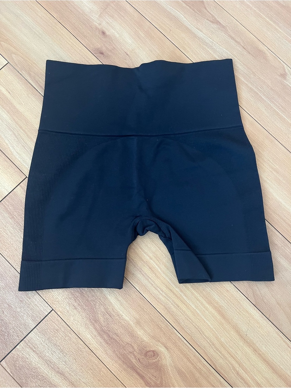 Set active High-Waist Black Seamless Bike Shorts